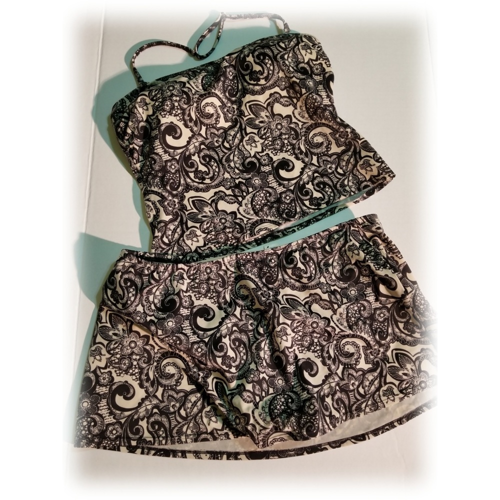 FINAL SALE❤  2Piece Shape FX Bathing Suit